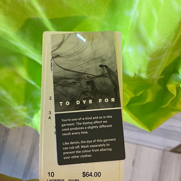 Lululemon All Yours Tee Tie Dye Size 10 NEW - Picture 4 of 11